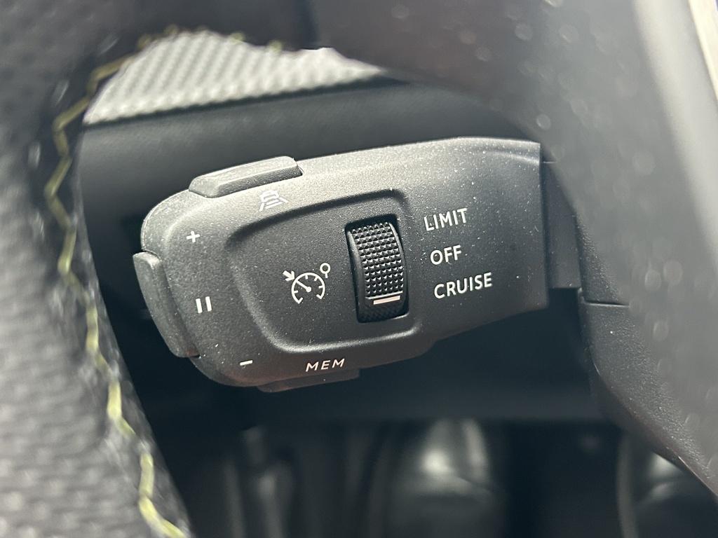 Peugeot 2008 1.2 puretech 130pk gt | navigatie | bt | applecarplay & androi