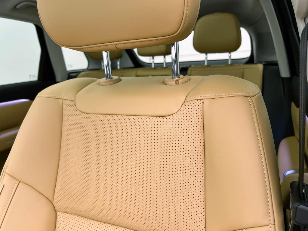 Leapmotor C10 design reev (hybrid) 28.4 kwh | interieur camel brown | stoel