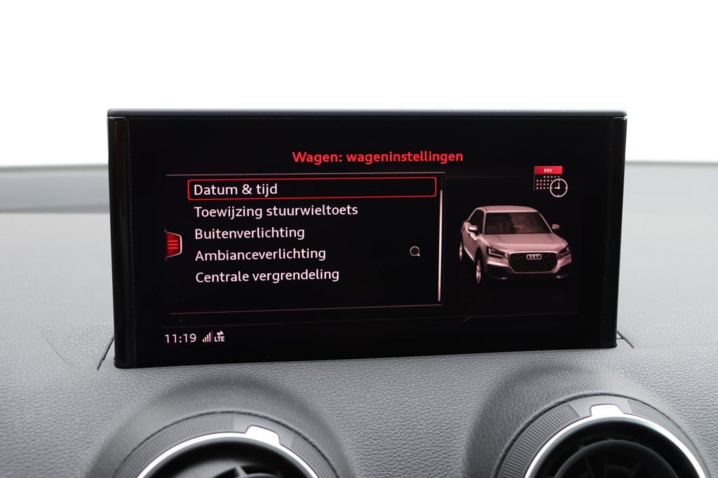 Audi Q2 30 tfsi design pro line plus