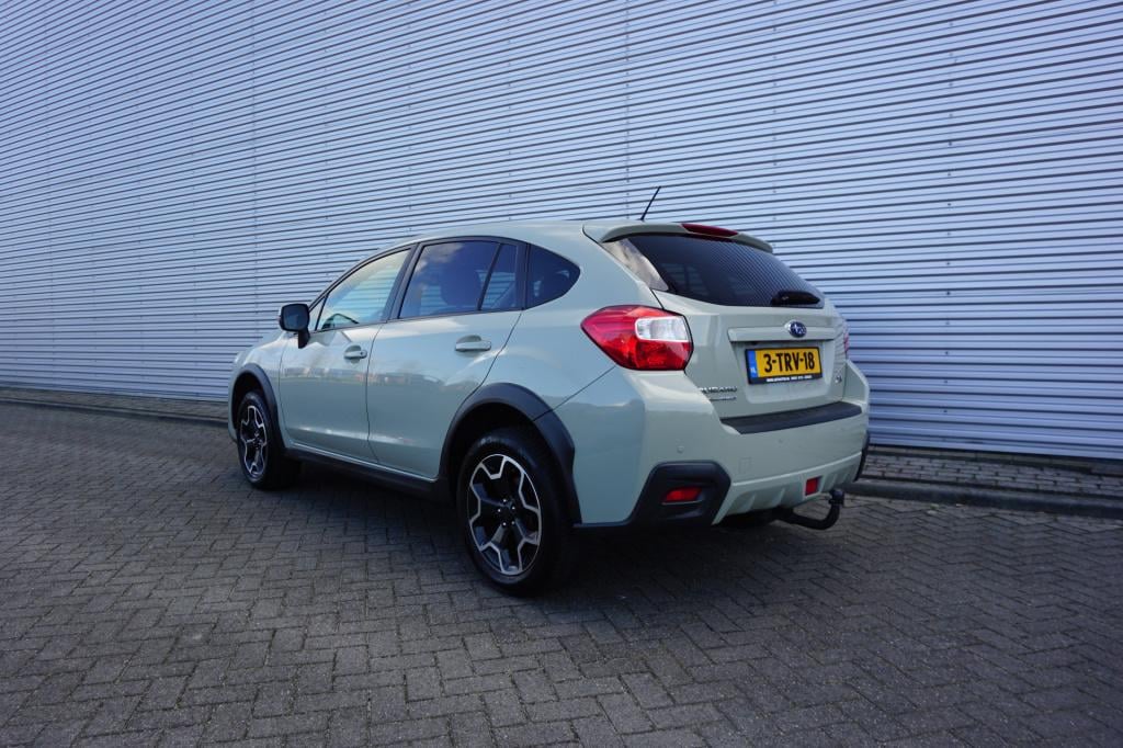 Subaru Xv 2.0i luxury awd airco / navi / cruise / camera / leder / parkeers