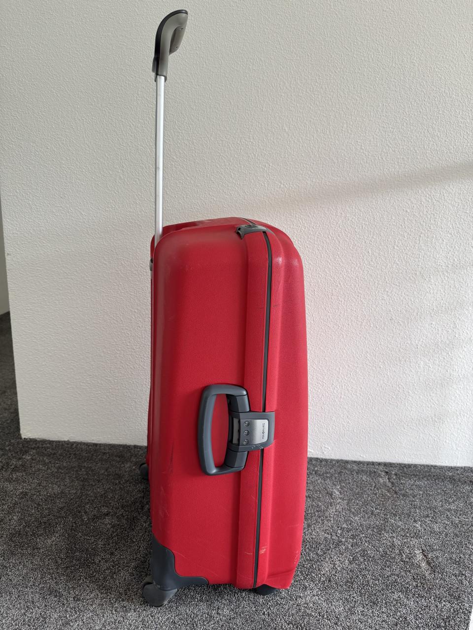 Samsonite Spinner