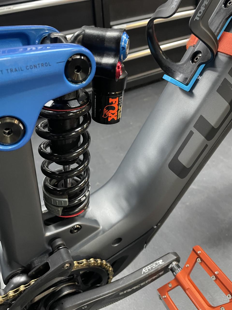 Cube Stereo Hybrid 160A HPC ActionTeam XL 2022 Blauw