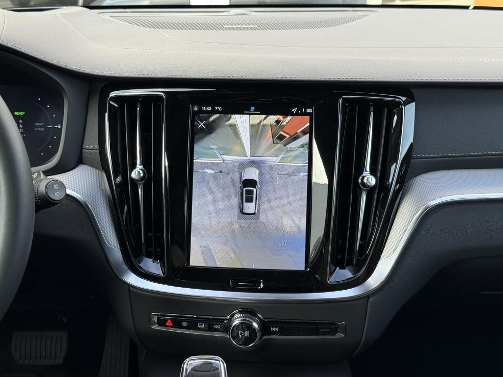 Volvo V60 t6 398pk recharge ultra dark| pano| 360camera| adap.cruise| awd