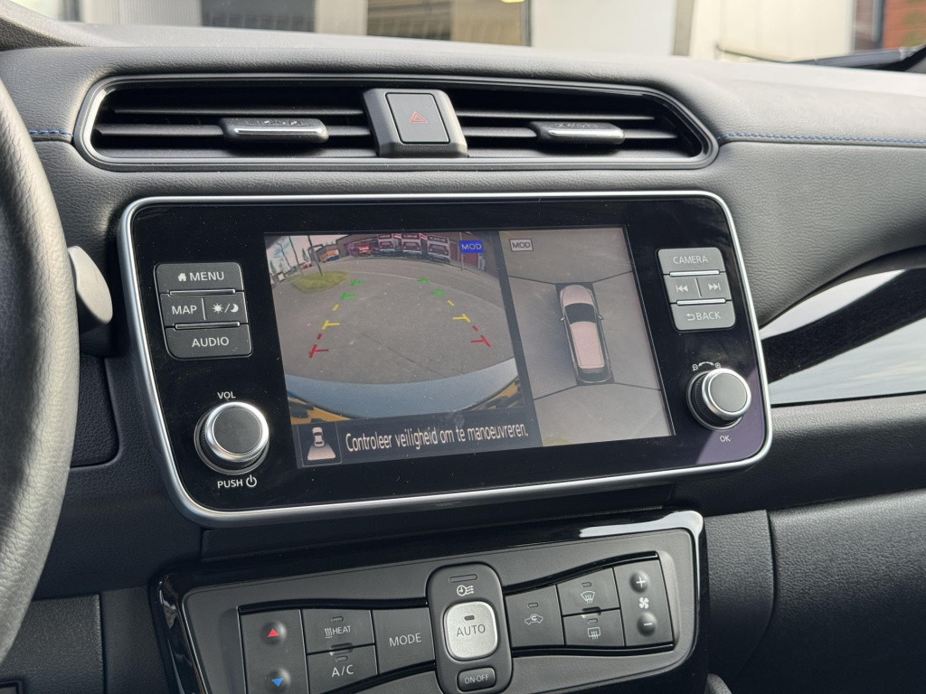 Nissan Leaf n-connecta 40 kwh | navigatie | 360° camera | adapt. cruise con