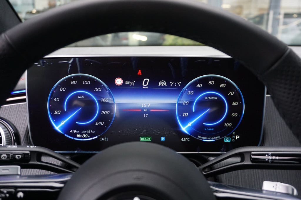 Mercedes-Benz Eqe suv 350 + l amg line 91 kwh mbux 2024 l airmatic l achter