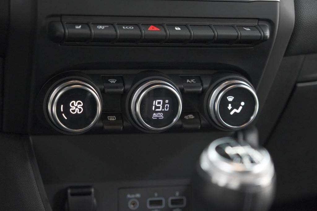 Renault Captur tce 100 intens | camera | stoelverwarming | navigatie | appl