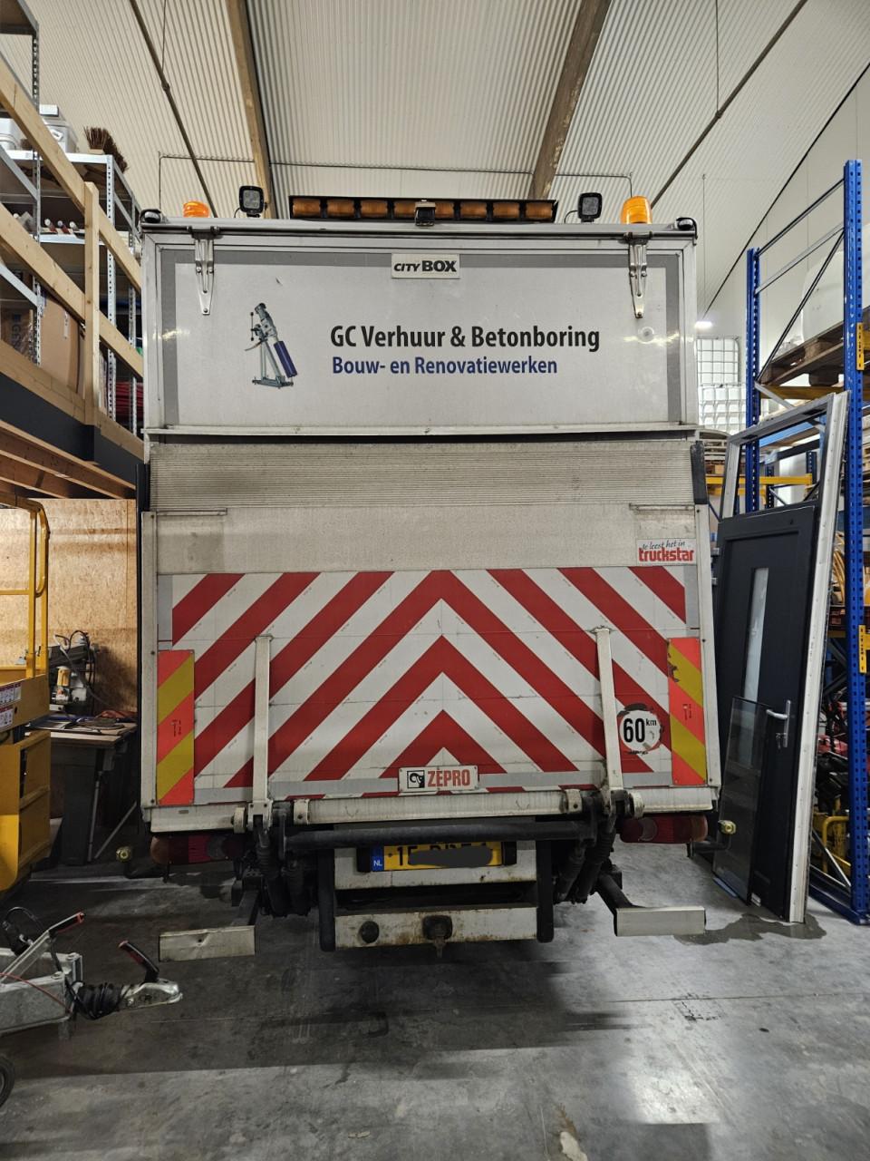 Nissan Atleon 185pk Laadklep 1250kg