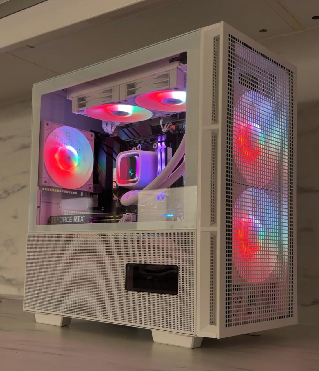 Witte Game PC – ROG Strix RGB 12G & Ryzen power, 16GB RAM - EyeCatcher!