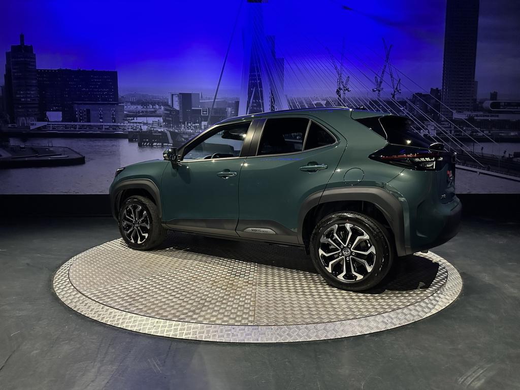 Toyota Yaris Cross 1.5 hybrid 130 dynamic *acc*winterpakket*camera*17inch*