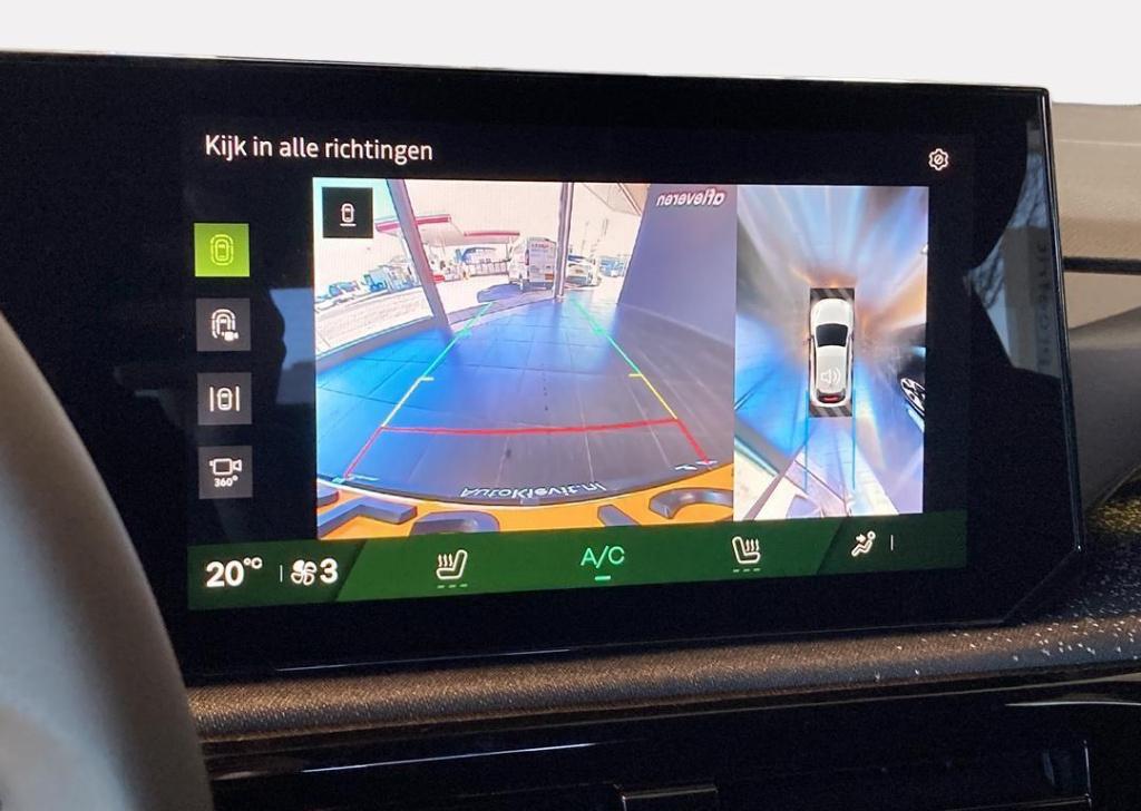 Renault Clio 1.8 hybrid 160 techno - pack winter / safety & parking