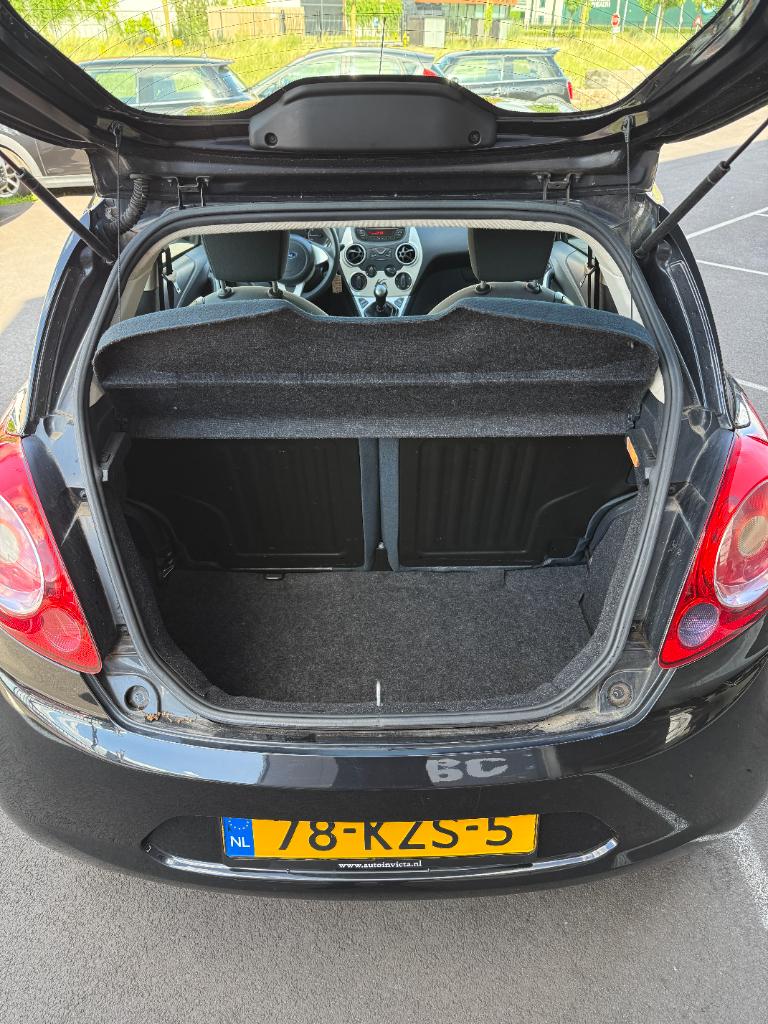 Ford KA 1.2 titanium - airco - nieuwe distributie