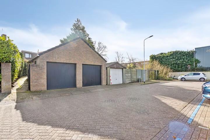 Nieuwstraat 30 30 A  Te koop   Woning en bedrijfspand
