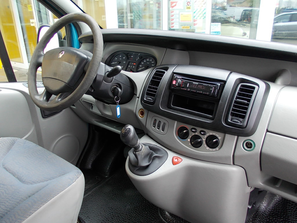 Renault Trafic 1.9 dci l2/h1 dc dubbele cabine airco