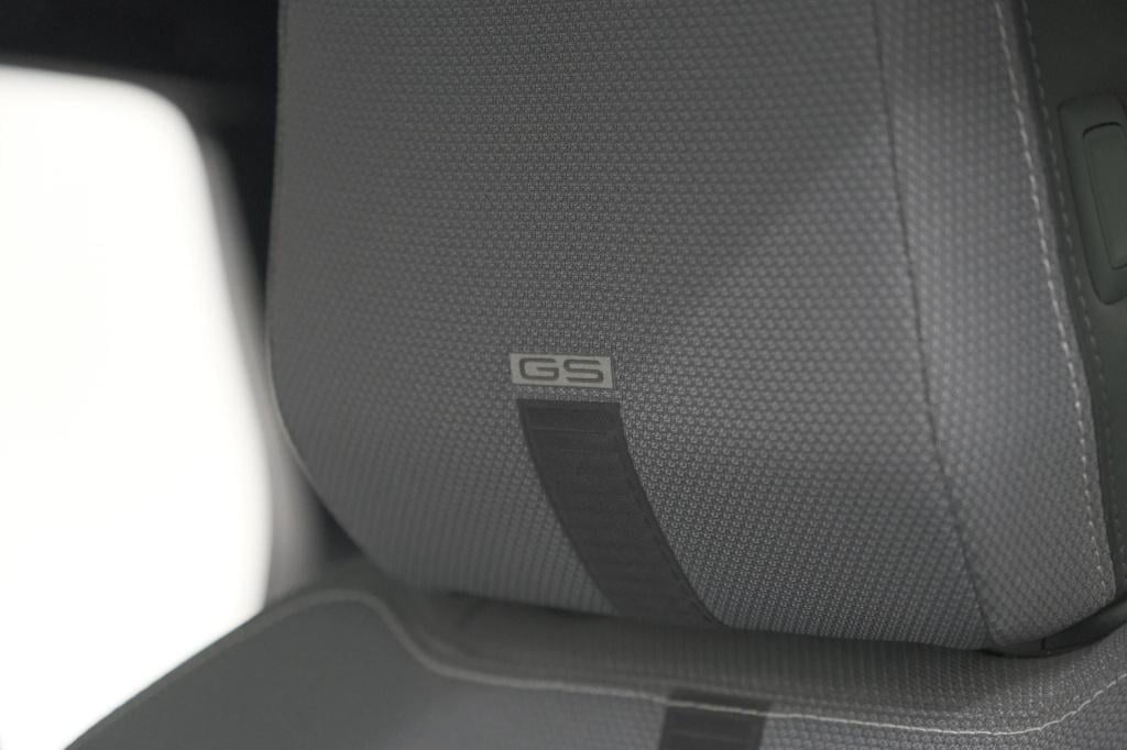 Opel Grandland 1.2 turbo 145 hybrid gs | nieuw model | camera | apple carpl