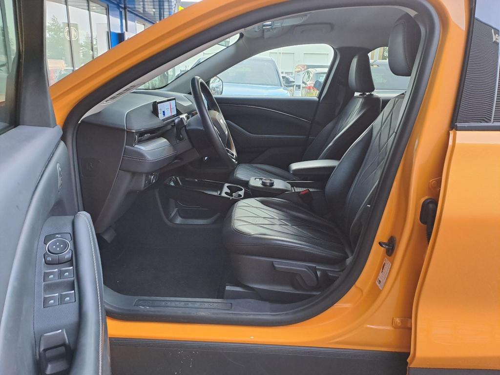 Ford Mustang Mach-e extended rwd 98 kwh | apple carplay & android auto | 36