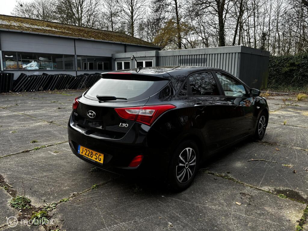Hyundai i30 1.4 Cruise Clima Led 5Deurs km165.001Nap BJ2012