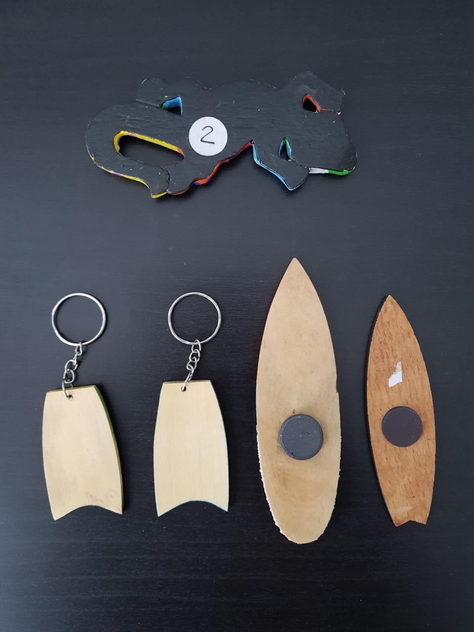 Bali sleutelhangers, surfplank magneten, gekko