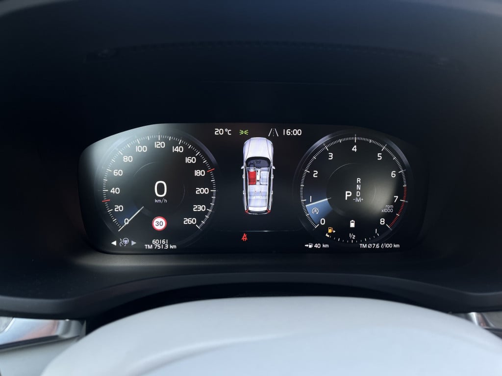 Volvo V60 2.0 b3 inscription aut. | autopilot | memory | stoel/stuurverw. |