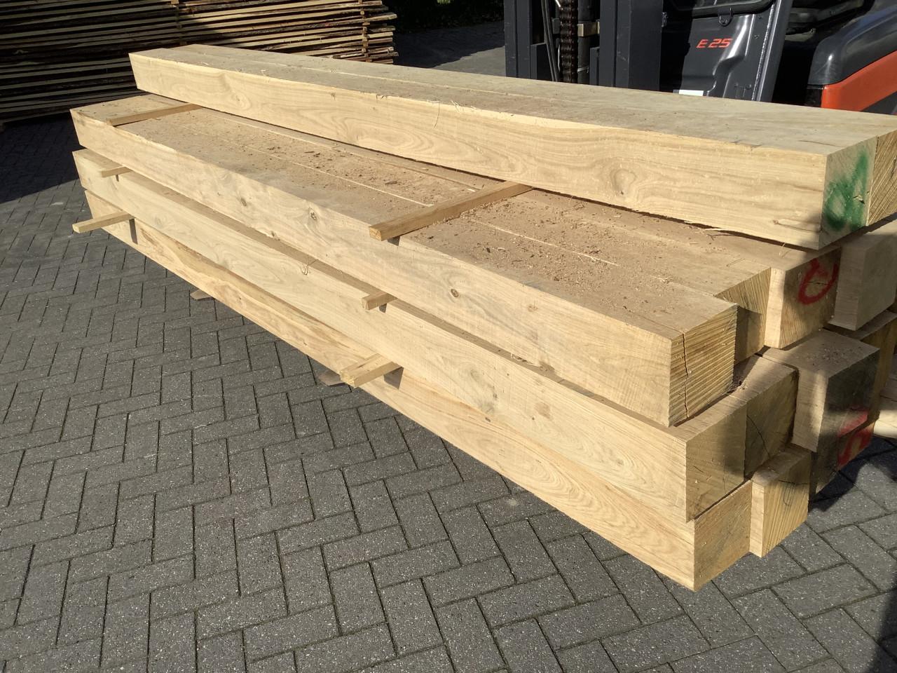 Nieuwe Eiken balken 15x15x300