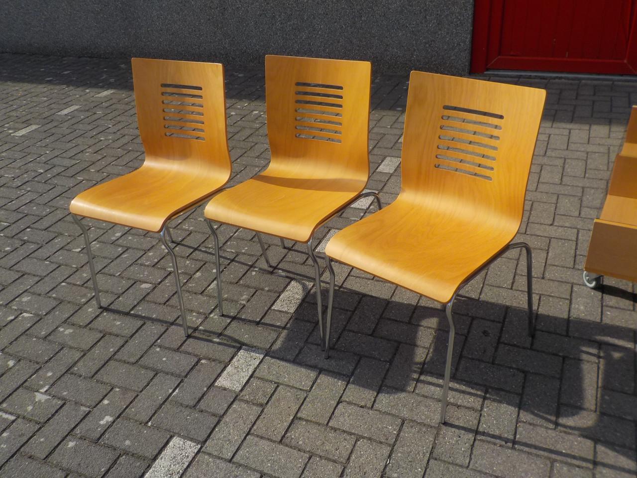 Verlengbare eettafel 90 x 90 / 180 x 90 cm + 3 stoelen