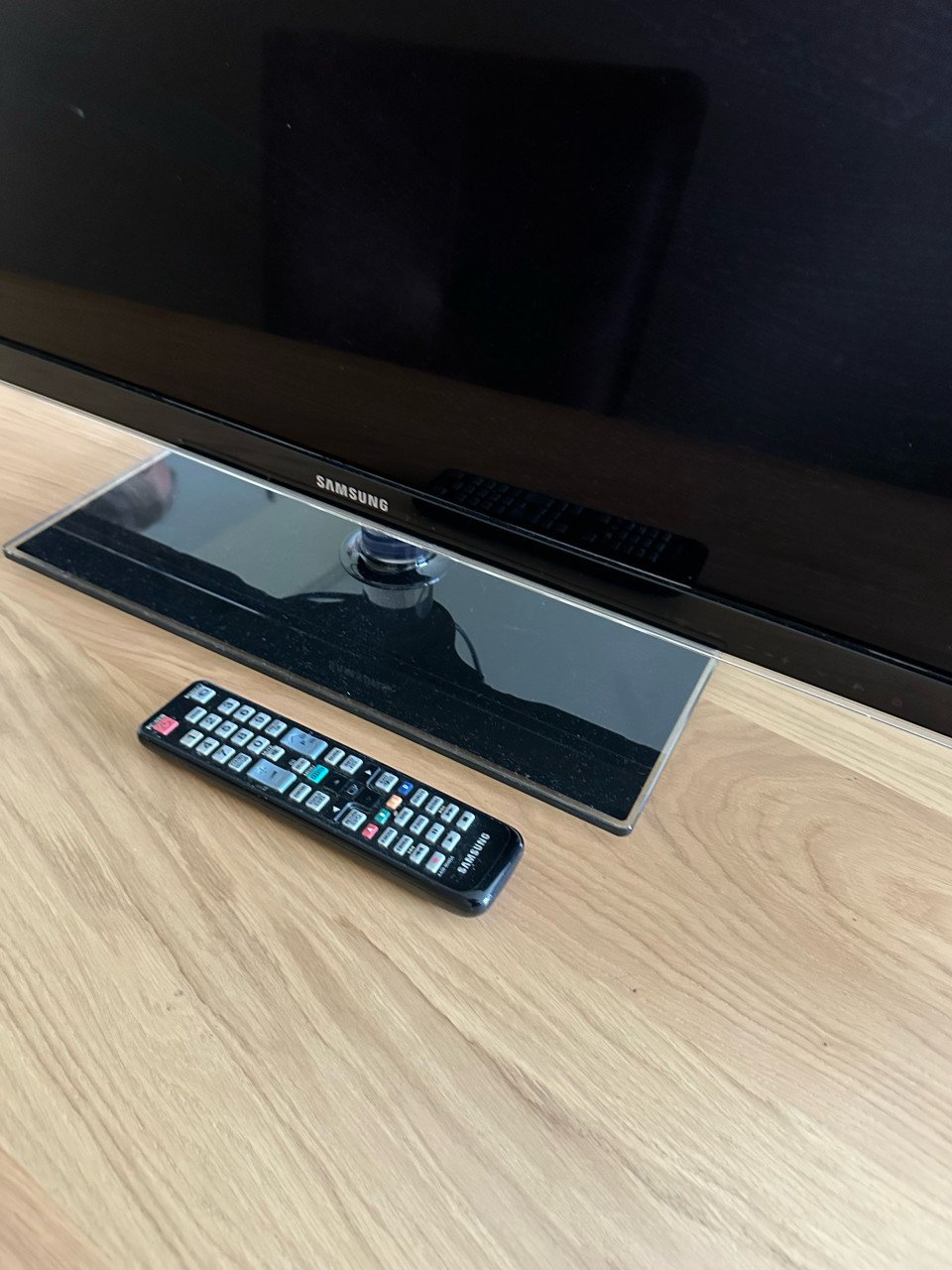 SAMSUNG TV