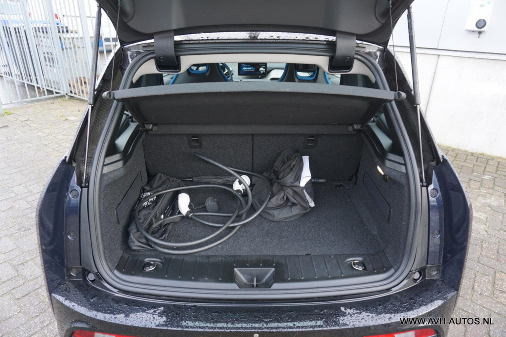 BMW I3 basis iperformance 94ah 33 kwh, prijs incl. btw!!