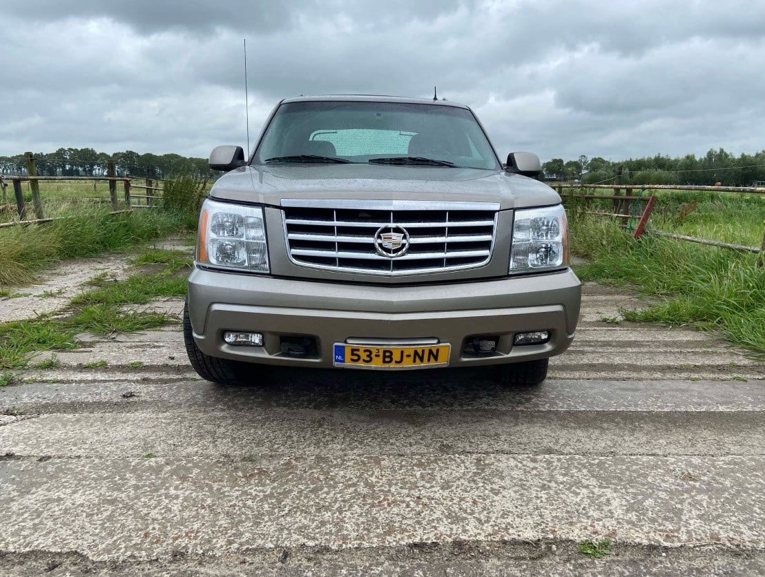 Cadillac escalade ext