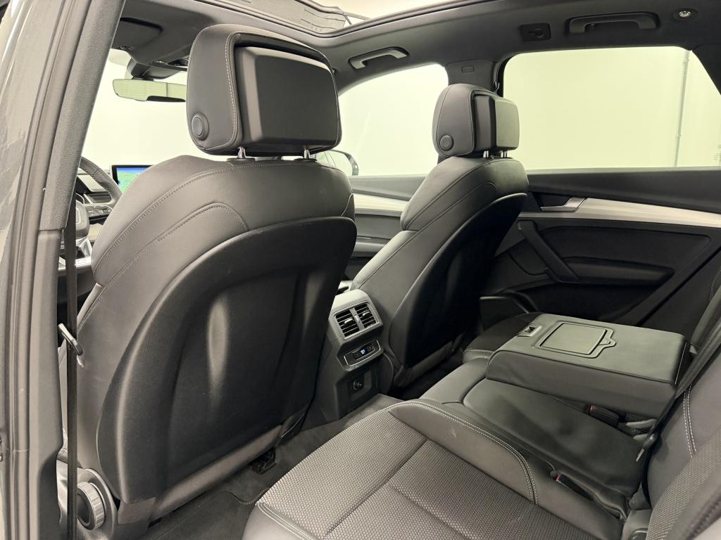Audi Q5 50 tfsi e s edition | luchtvering | trekhaak | panoramadak |