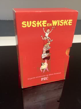 Verzamelbox Suske en Wiske. PZC uitgave, klein formaat.