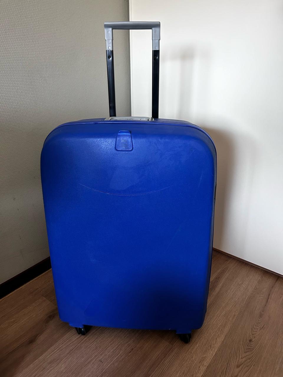 Te koop grote koffer