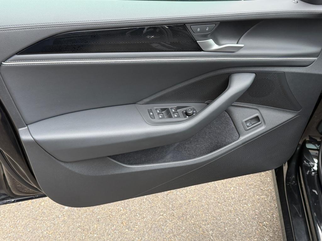 Volkswagen Passat variant 1.5 ehybrid business | trekhaak | alcantara | hea