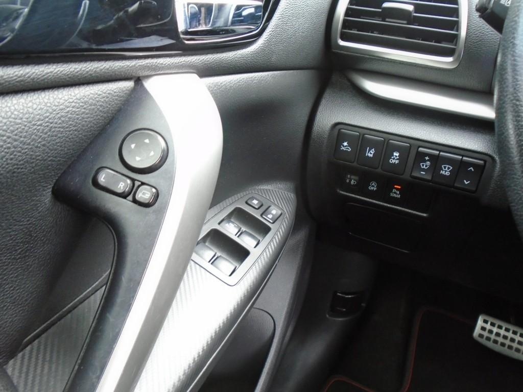 Mitsubishi Eclipse Cross 1.5 di-t intense s