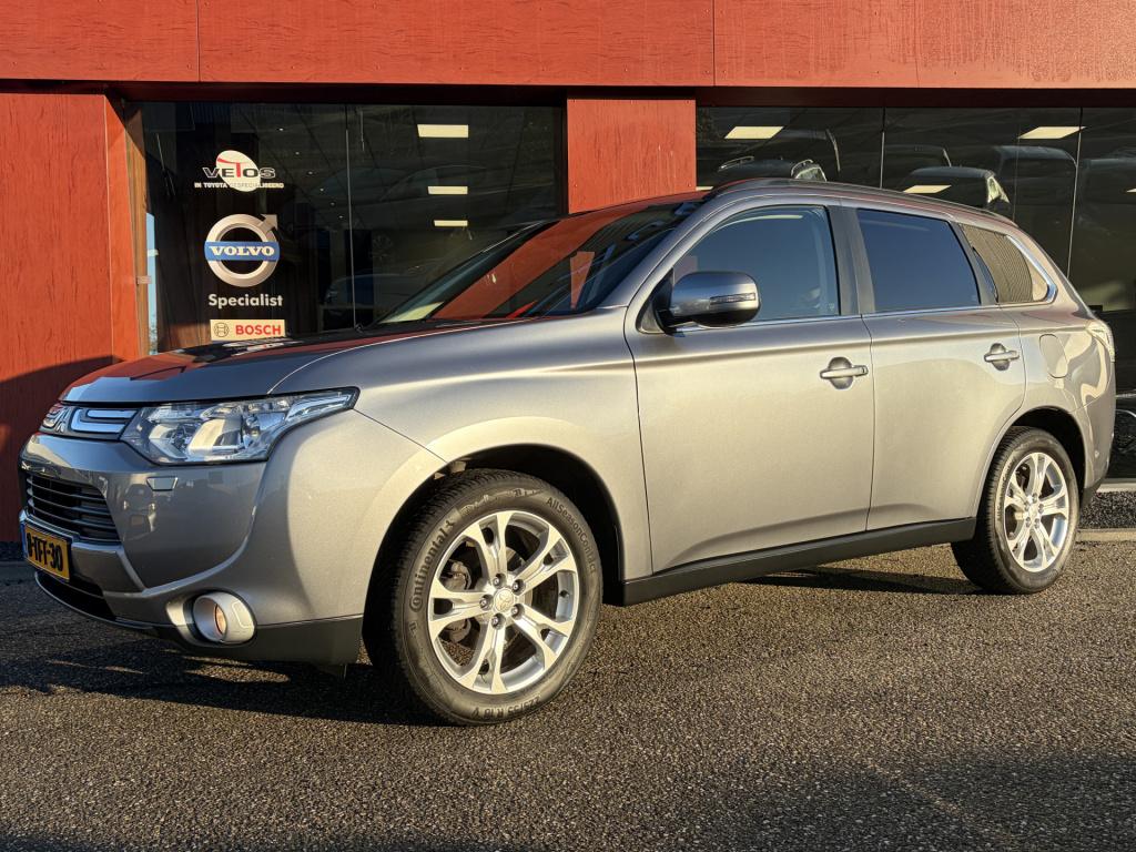 Mitsubishi Outlander 2.0 intense+