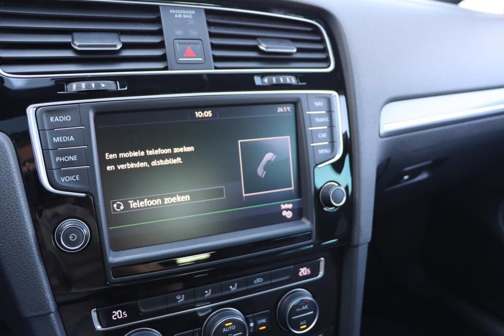 Volkswagen Golf 1.4 tsi act highline r-line 150pk dsg7