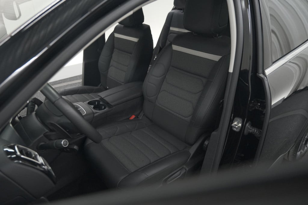 Citroen C5 Aircross hybrid 136 e-dcs7 plus | camera | apple carplay | parke