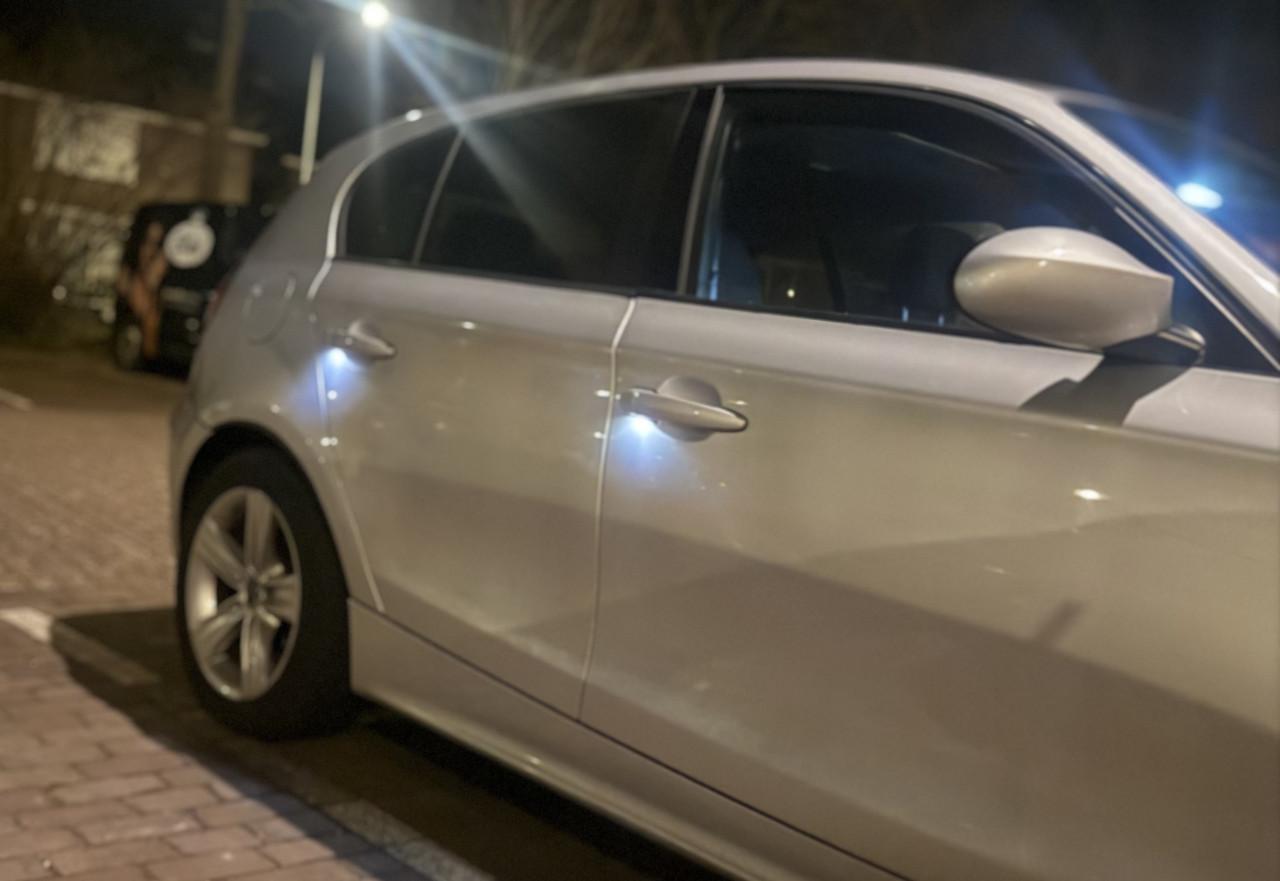 Bmw 1serie 116i zilver 5deurs pano fulloption (High-Executive)