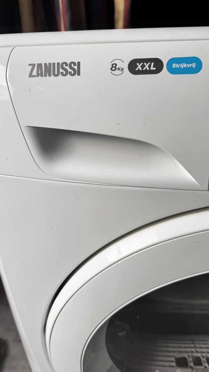 Zanussi condens droger ZGAN.