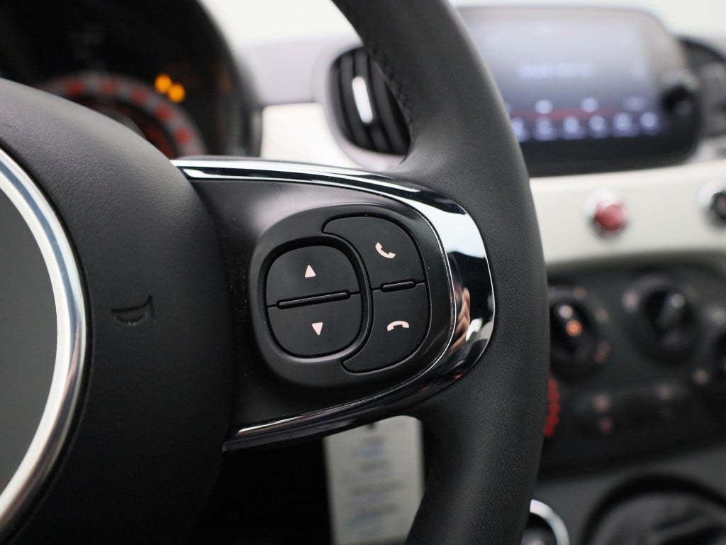 Fiat 500 1.0 hybrid dolcevita | lmv | panorama dak | bluetooth | airco | pa