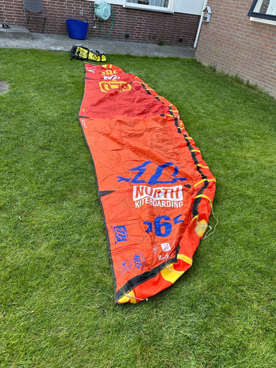 Duotone neo 6 m2 kite met bar