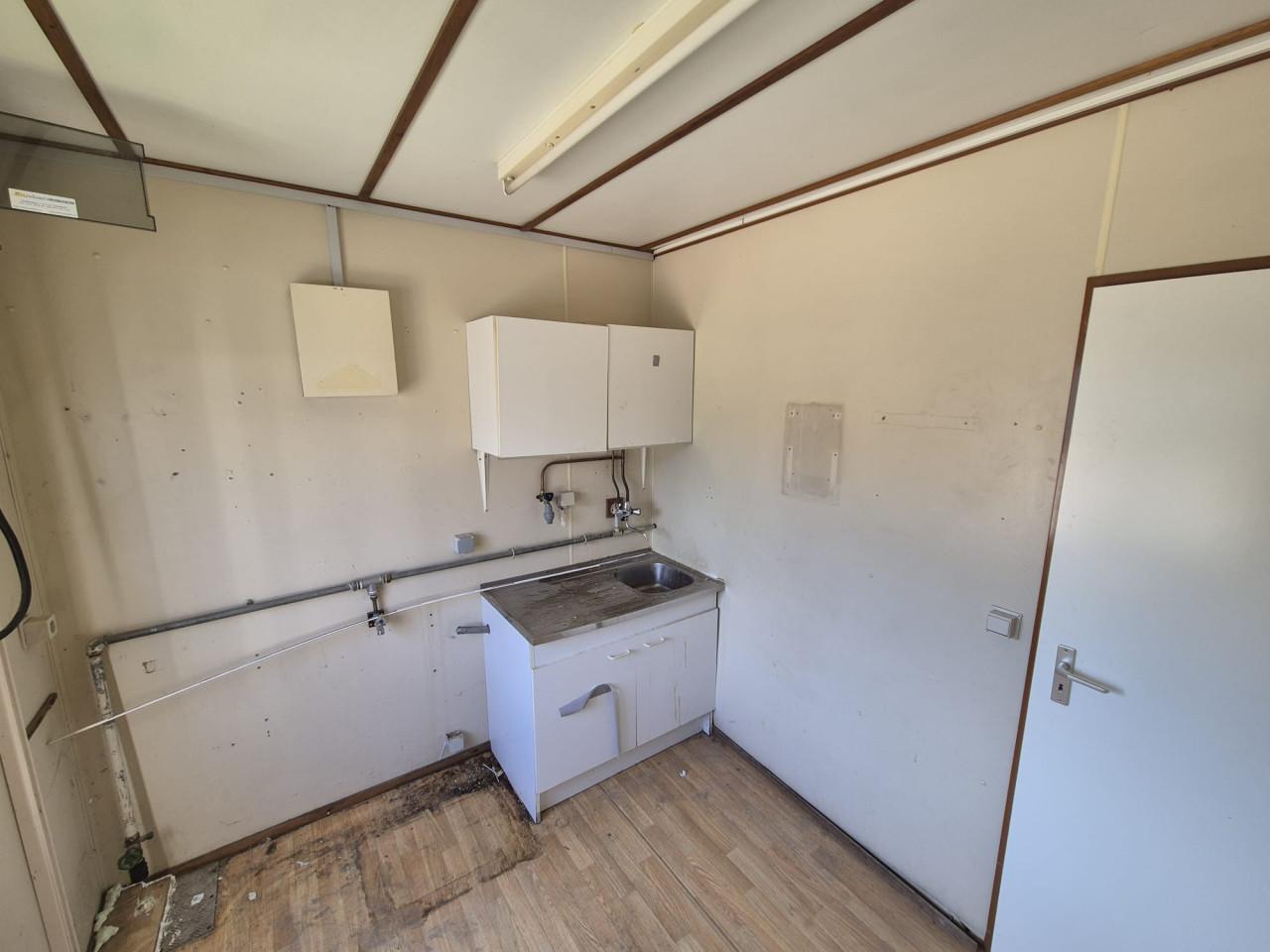 10x3m kantoorunit / woonunit / schaftkeet / bouwkeet