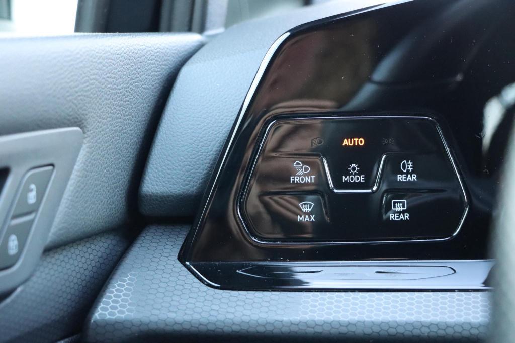 Volkswagen Golf gti 2.0 tsi 245pk dsg7