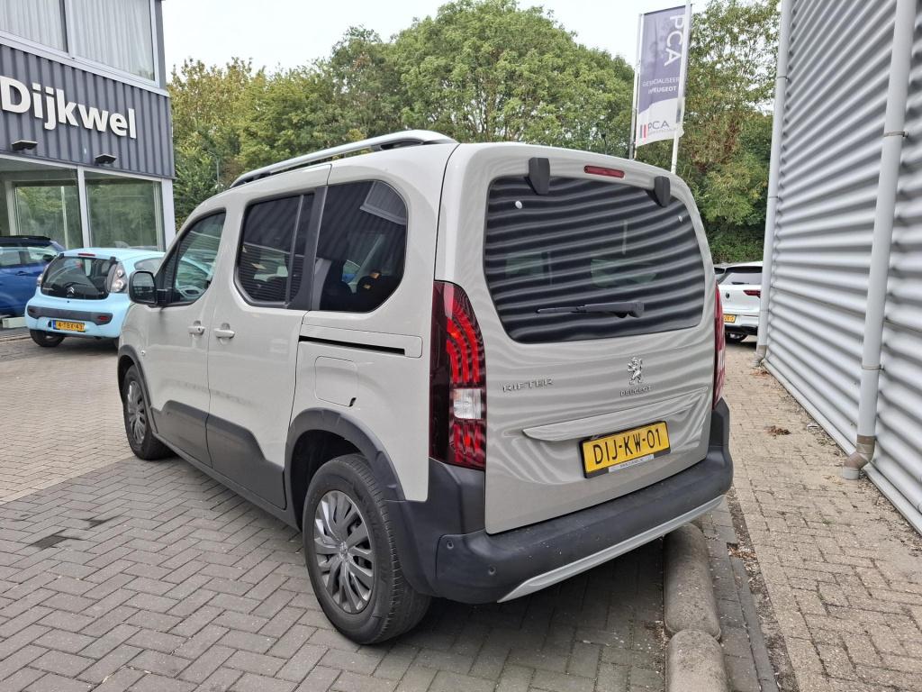 Peugeot Rifter mpv 110 allure navi/cam