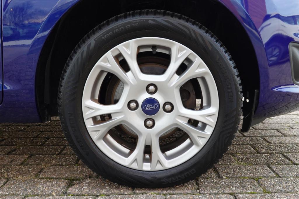 Ford Fiesta 1.0 style ultimate