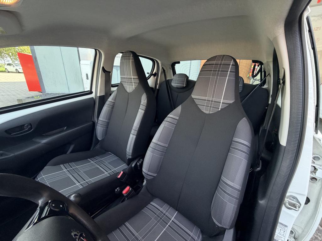 Peugeot 108 1.0 e-vti active | bt | radio | airco