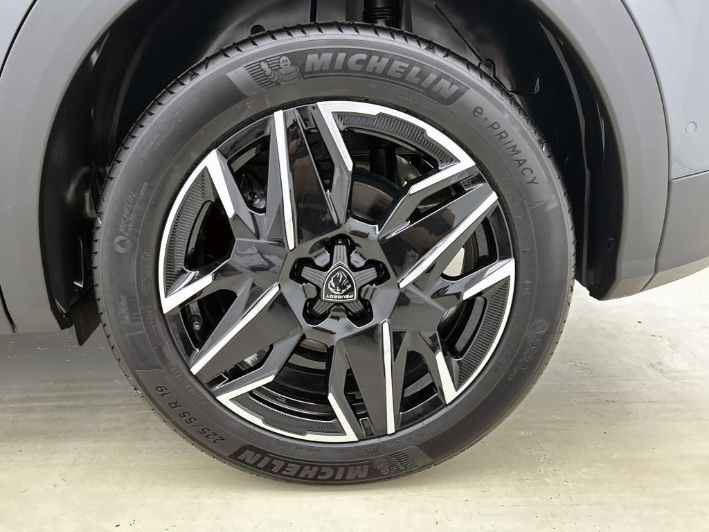 Peugeot 3008 1.2 hybrid 145 gt | rijklaar |