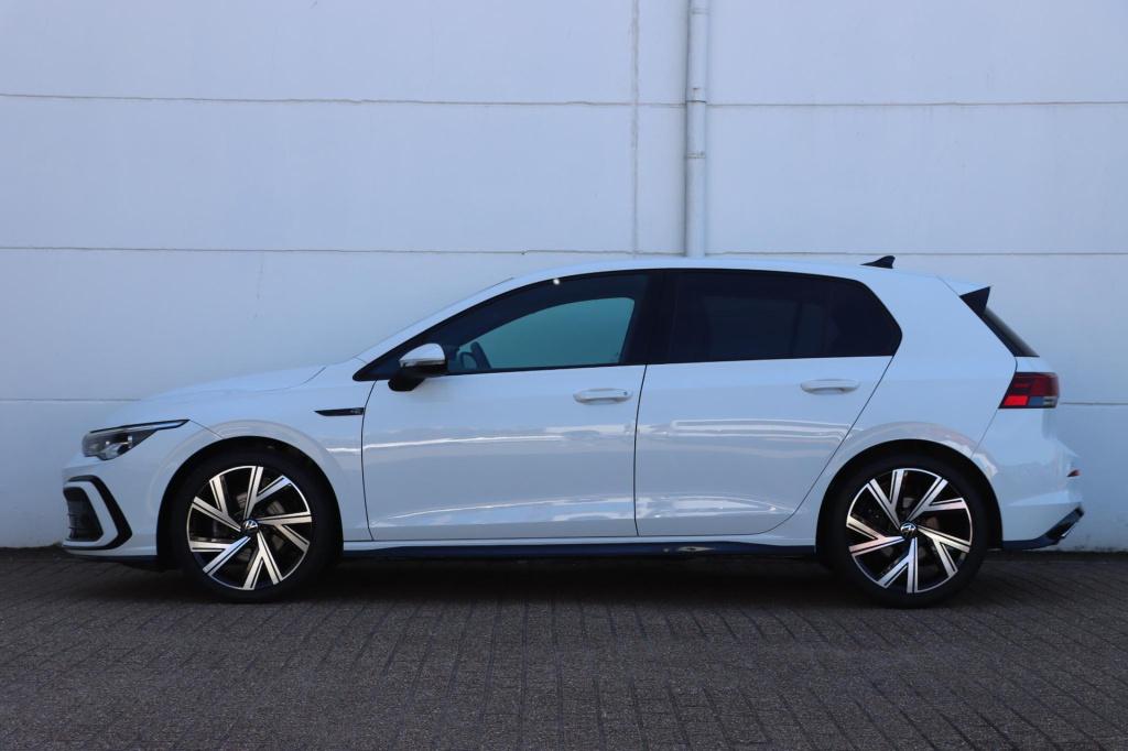 Volkswagen Golf 1.5 etsi r-line 150pk dsg7