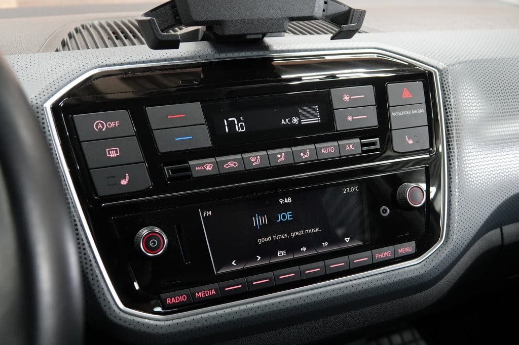 Volkswagen UP! 1.0 tsi high up! | cruise | pdc | bluetooth |