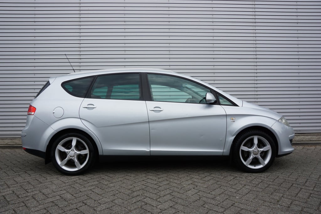 Seat Altea Xl 1.8 tfsi stylance airco / cruise / parkeers. / elektr. ramen 