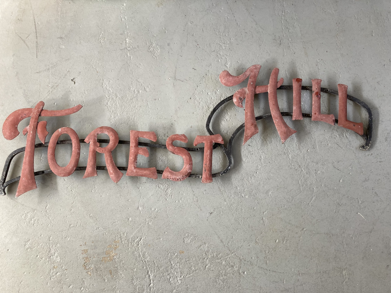 Smeedijzeren naambord Forest Hill - Woudenberg