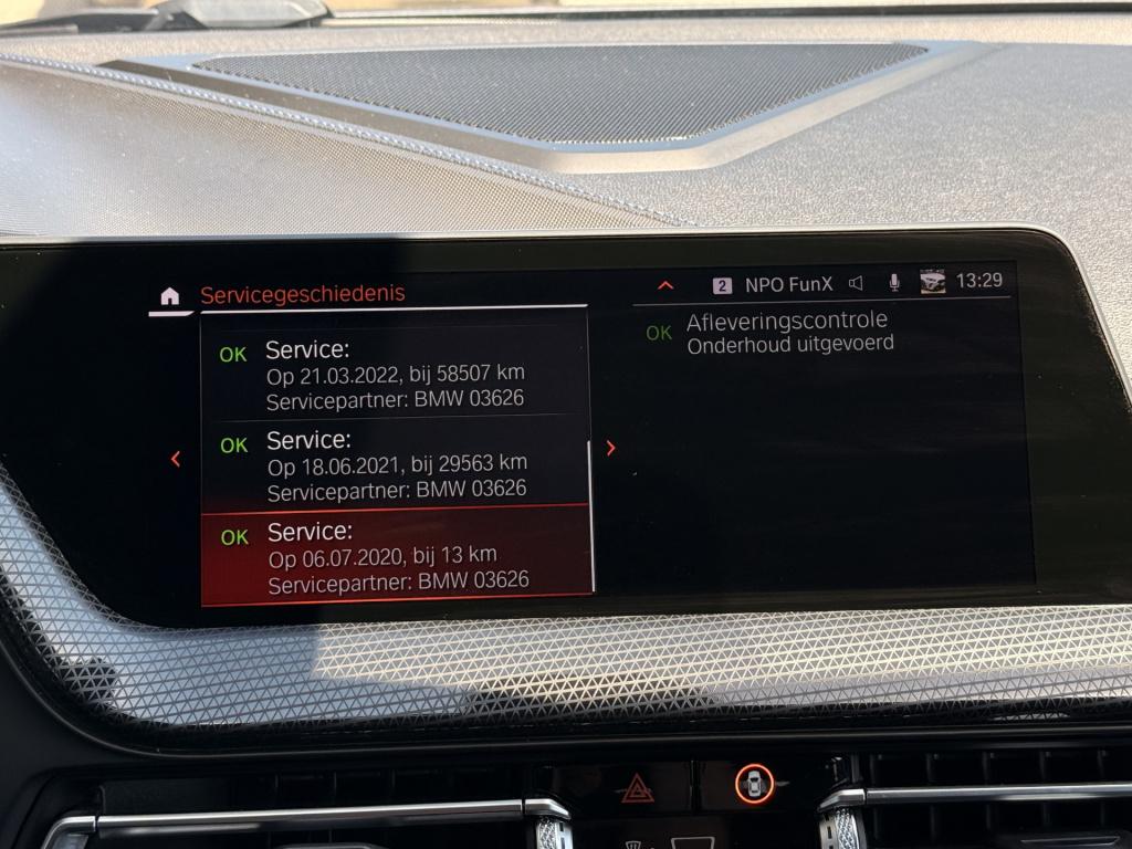 BMW 1 Serie 118i m-sport executive edition | apple carplay | harman kardon 